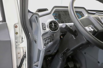 �ɵ�EW7 4.5T 4.18�׵��Ŵ��綯��ʽ�Ῠ100.27kWhͼƬ