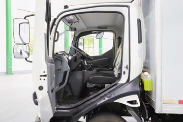 �ɵ�EW7 4.5T 4.18�׵��Ŵ��綯��ʽ�Ῠ100.27kWhͼƬ