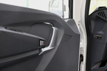 �ɵ�EW7 4.5T 4.18�׵��Ŵ��綯��ʽ�Ῠ100.27kWhͼƬ