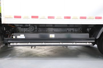 �ɵ�EW7 4.5T 4.18�׵��Ŵ��綯��ʽ�Ῠ100.27kWhͼƬ