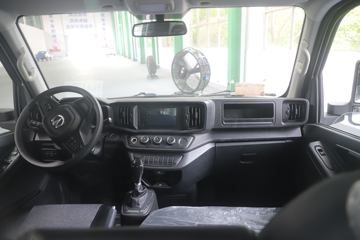 �ɵ�EF3 2024�� 4.3T 4.01�׵��Ŵ��綯����С��63.75kWhͼƬ