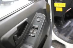 飞碟EF3 2024款 4.3T 4.01米单排纯电动栏板小卡(FD1041D66BEV-1)63.75kWh
