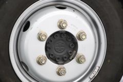 飞碟EF3 2024款 4.3T 4.01米单排纯电动栏板小卡(FD1041D66BEV-1)63.75kWh