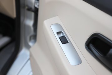 ����΢�� ����EV1 2.8T 3.05�׵��Ŵ��綯����΢��41.86kWhͼƬ