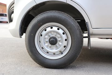 ����΢�� ����EV1 2.8T 3.05�׵��Ŵ��綯����΢��41.86kWhͼƬ