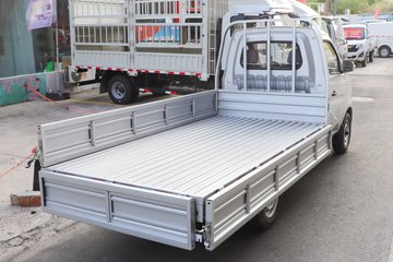 ����΢�� ����EV1 2.8T 3.05�׵��Ŵ��綯����΢��41.86kWhͼƬ