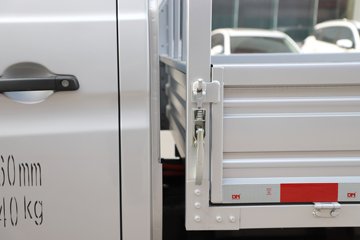 ����΢�� ����EV1 2.8T 3.05�׵��Ŵ��綯����΢��41.86kWhͼƬ