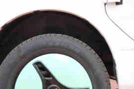 橙仕01&nbsp;电动封闭厢货底盘图片