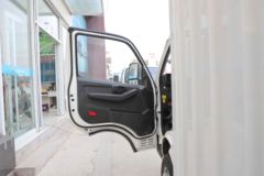 飞碟EF3 2024款 4.4T 4.01米单排纯电动厢式小卡(FD5040XXYD66BEV-1)56.67kWh