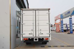 飞碟EF3 2024款 4.4T 4.01米单排纯电动厢式小卡(FD5040XXYD66BEV-1)56.67kWh