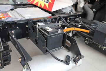 �ɵ�HV5 4.15�׵��Ų��ʽ���̻�϶�����ʽ�Ῠ41.6kWhͼƬ