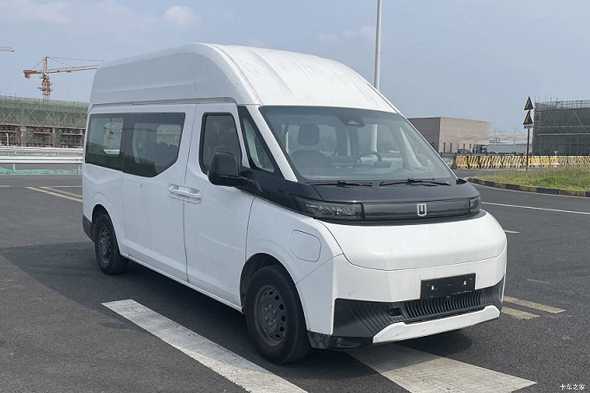 【图】远程 超级VAN 2024款 驭程版 纯电动中轴高顶轻客 宁德时代83kWh_实拍图片_1992771_卡车之家