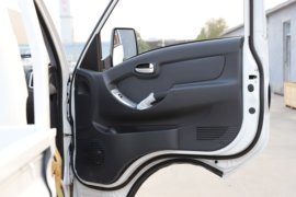 锐航EV&nbsp;电动载货车内饰图片