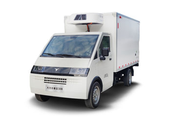大力牛魔王 D08 标准型 3.2T 3.01米单排纯电动冷藏车(DLP5030XLCBEVD05H)45.15kWh