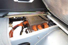 锐腾EV&nbsp;电动载货车底盘图片