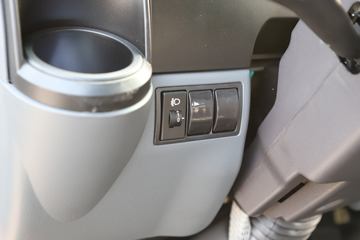 ���� ����EV 4.5T 4.16�׵��Ŵ��綯�����Ῠ81.144kWhͼƬ