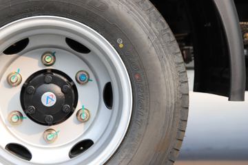 ���� ����EV 4.5T 4.16�׵��Ŵ��綯�����Ῠ81.144kWhͼƬ