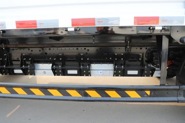 ���� ����EV 4.5T 4.16�׵��Ŵ��綯�����Ῠ81.144kWhͼƬ