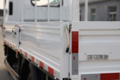 凯马 凯捷EV 4.5T 4.16米单排纯电动栏板轻卡(KMC1042BEVA336M3)81.144kWh