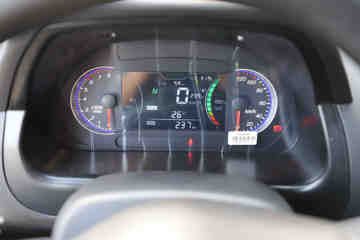���EC31S �ȷ���I 3.06�׵��Ŵ��綯��ʽ΢�� �д��º�38.64kWhͼƬ