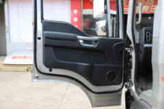 中国重汽HOWO 悍将PRO 155马力 4.15米单排栏板轻卡(法士特6档)(ZZ1047F3319F144)