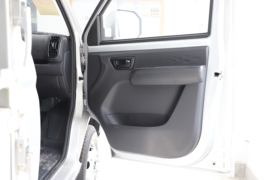 ED71&nbsp;电动载货车内饰图片