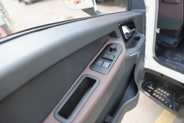 �й�����HOWO ͳ˧ 4.5T 4.15�׵��Ŵ��綯��ʽ�Ῠ100.46kWhͼƬ