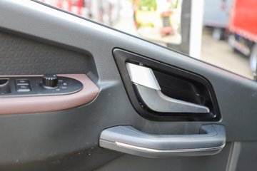 �й�����HOWO ͳ˧ 4.5T 4.15�׵��Ŵ��綯��ʽ�Ῠ100.46kWhͼƬ