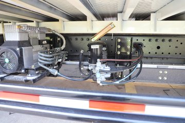 �й�����HOWO ͳ˧ 4.5T 4.15�׵��Ŵ��綯��ʽ�Ῠ100.46kWhͼƬ