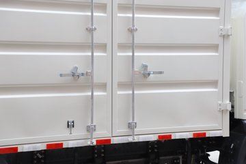 �й�����HOWO ͳ˧ 4.5T 4.15�׵��Ŵ��綯��ʽ�Ῠ100.46kWhͼƬ