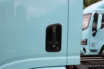 �������ó� ����S300 4.5T 4.2�׵��Ŵ��綯��ʽ�Ῠ(��ɲ)100.46kWhͼƬ