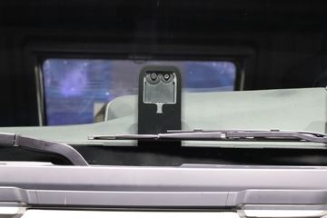 ���绪�� HS7 580���� 6X4 ǣ����(Һ��)ͼƬ