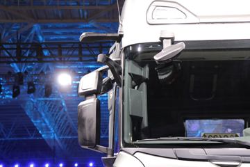 ���绪�� HS7 580���� 6X4 ǣ����(Һ��)ͼƬ