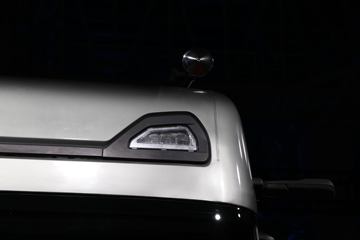 ���绪�� HS7 580���� 6X4 ǣ����(Һ��)ͼƬ