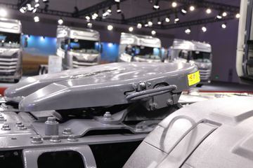 ���绪�� HS7 580���� 6X4 ǣ����(Һ��)ͼƬ