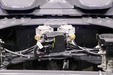 ���绪�� HS7 580���� 6X4 ǣ����(Һ��)ͼƬ