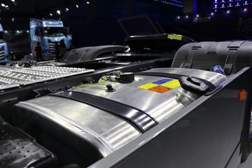 ���绪�� HS7 580���� 6X4 ǣ����(Һ��)ͼƬ