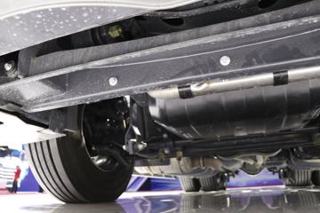 ���绪�� HS7 580���� 6X4 ǣ����(Һ��)ͼƬ