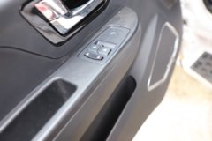 陕汽商用车 德龙G300 137马力 4.2米单排厢式轻卡(SX5046XXYNP6341)