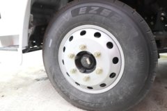 陕汽商用车 德龙G300 137马力 4.2米单排厢式轻卡(SX5046XXYNP6341)
