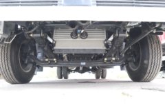 陕汽商用车 德龙G300 137马力 4.2米单排厢式轻卡(SX5046XXYNP6341)