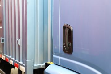 �������� Z1 ���Ŵ��綯��ʽ�ῨͼƬ