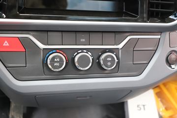 �������� Z1 ���Ŵ��綯��ʽ�ῨͼƬ