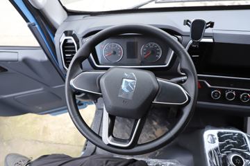 �������� Z1 ���Ŵ��綯��ʽ�ῨͼƬ