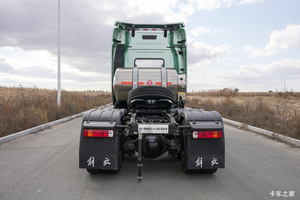 优惠0.5万 沈阳市解放J6V牵引车火热促销中