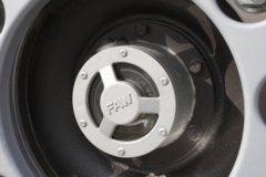 一汽解放 J6V重卡 领航版 660马力 6X4 LNG自动档牵引车(液缓)(CA4250P66M26T1E6)