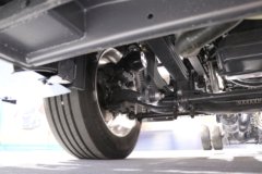 东风华神 HS7 240马力 4X2 9.8米AMT自动档厢式载货车