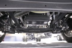 东风华神 HS7 240马力 4X2 9.8米AMT自动档厢式载货车