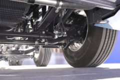 东风华神 HS7 580马力 8X4 AMT自动档载货车