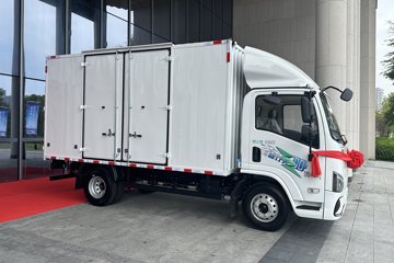 �������ó� ����S300 ���а� 4.5T 4.2�׵��Ŵ��綯��ʽ�Ῠ(��ɲ)100.07kWhͼƬ